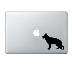 german‑shepherd‑vinyl‑sticker applied on car window outdoor waterproof