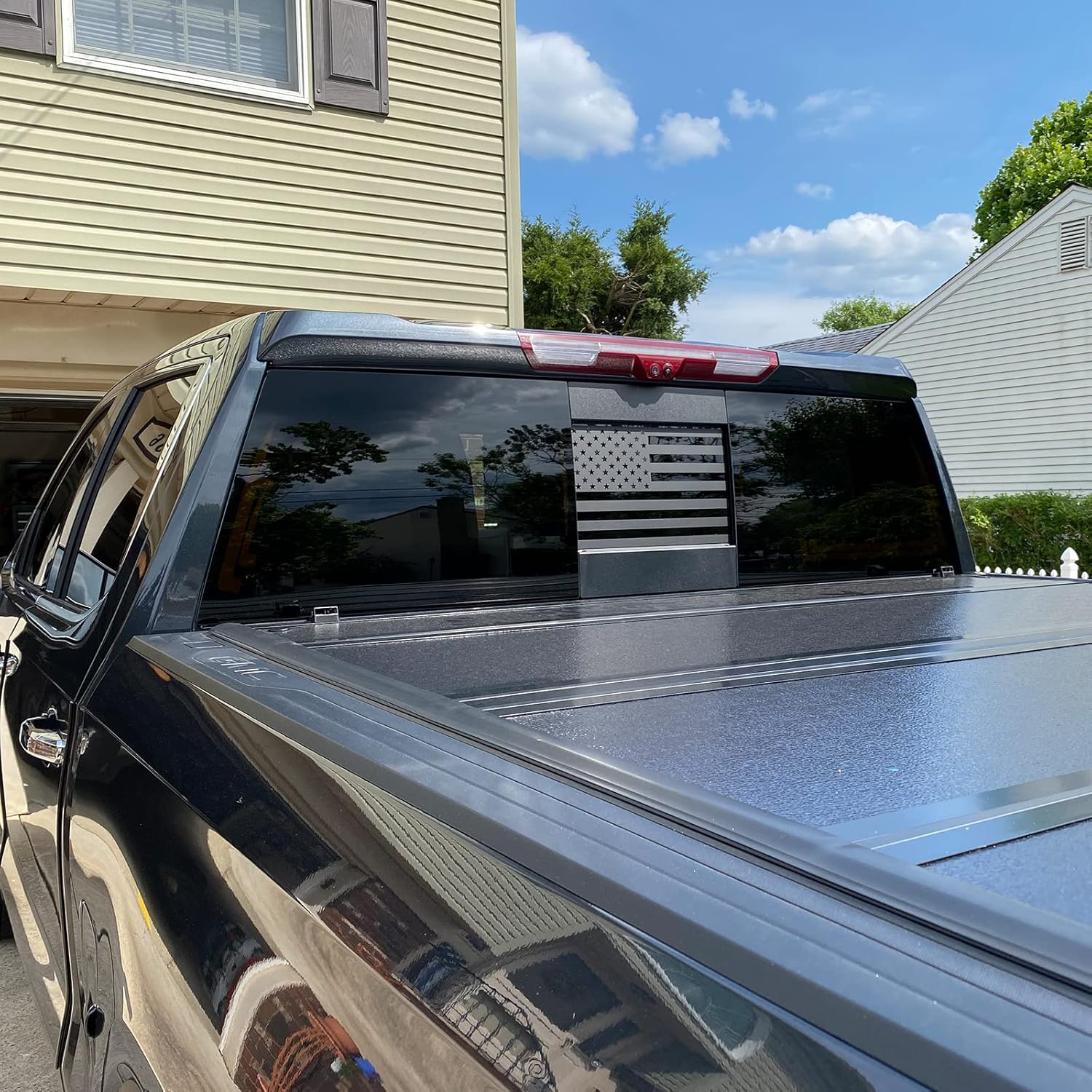 Xinghe for Dodge Ram 2009 to 2024 2025 2026, American Flag Decals Stickers for Truck Back Middle Window, Matte Black USA Flag Decal for Truck Back Sliding Window, Rear Window American Flag Decal Visit the xinghe Store Die Cut Vinyl Decal