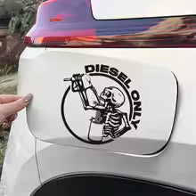 Pickup truck 13.5*13.5cm off-road truck skull gasoline cap stickers, decorative car stickers personalized customization Die Cut Vinyl Decal