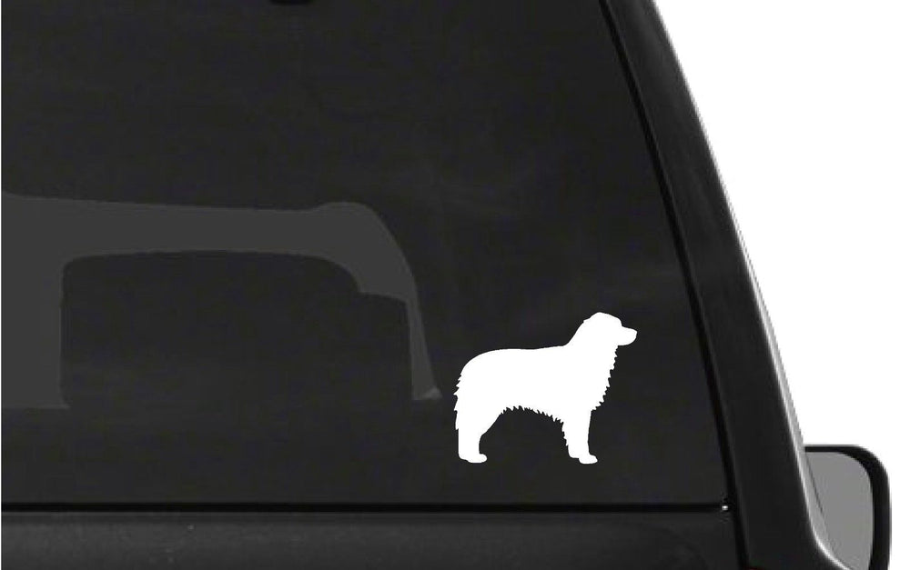 australian‑shepherd‑vinyl‑decal applied on car window outdoor waterproof