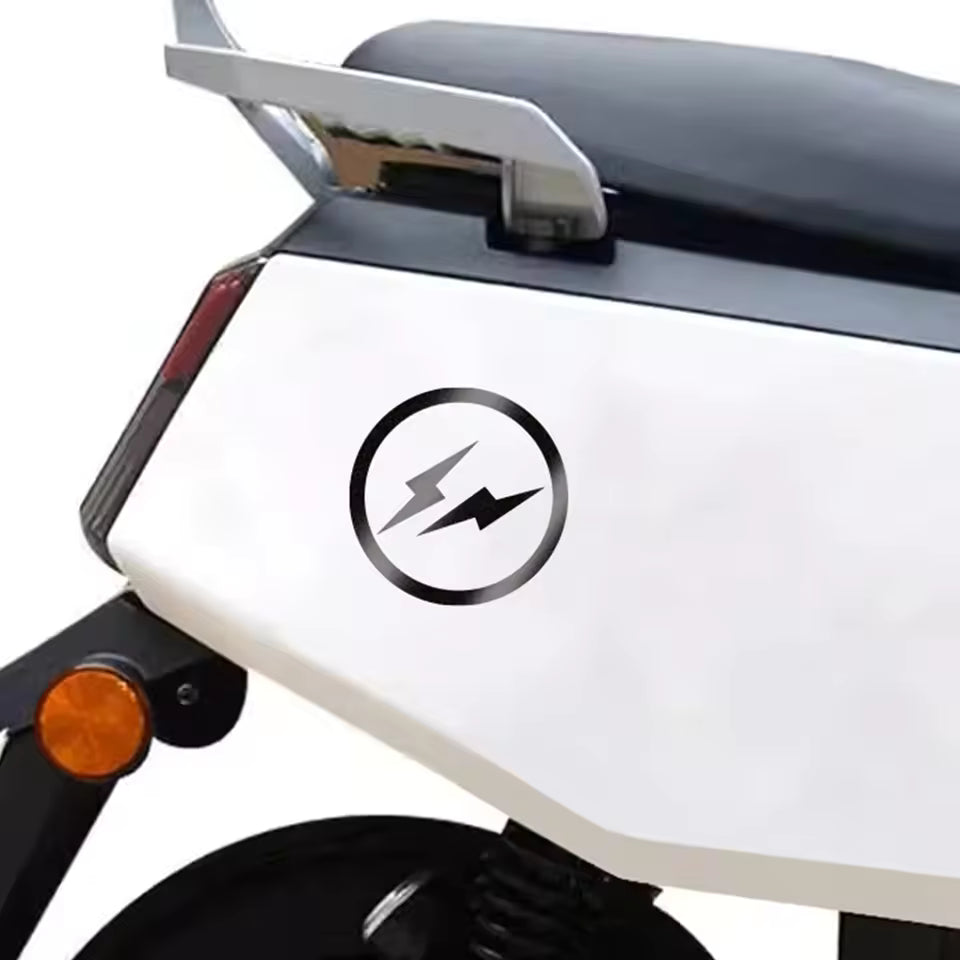 Creative Motorcycle Reflective  Lightning  Car Body Window Motorbike Helmet Personalized Waterproof Decals Decor Die Cut Vinyl Decal