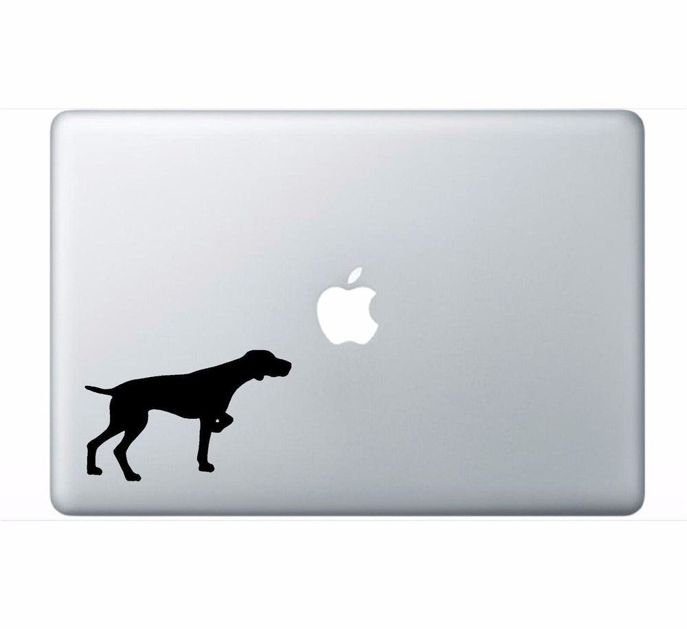 german‑shorthaired‑pointer‑vinyl‑sticker applied on car window outdoor waterproof