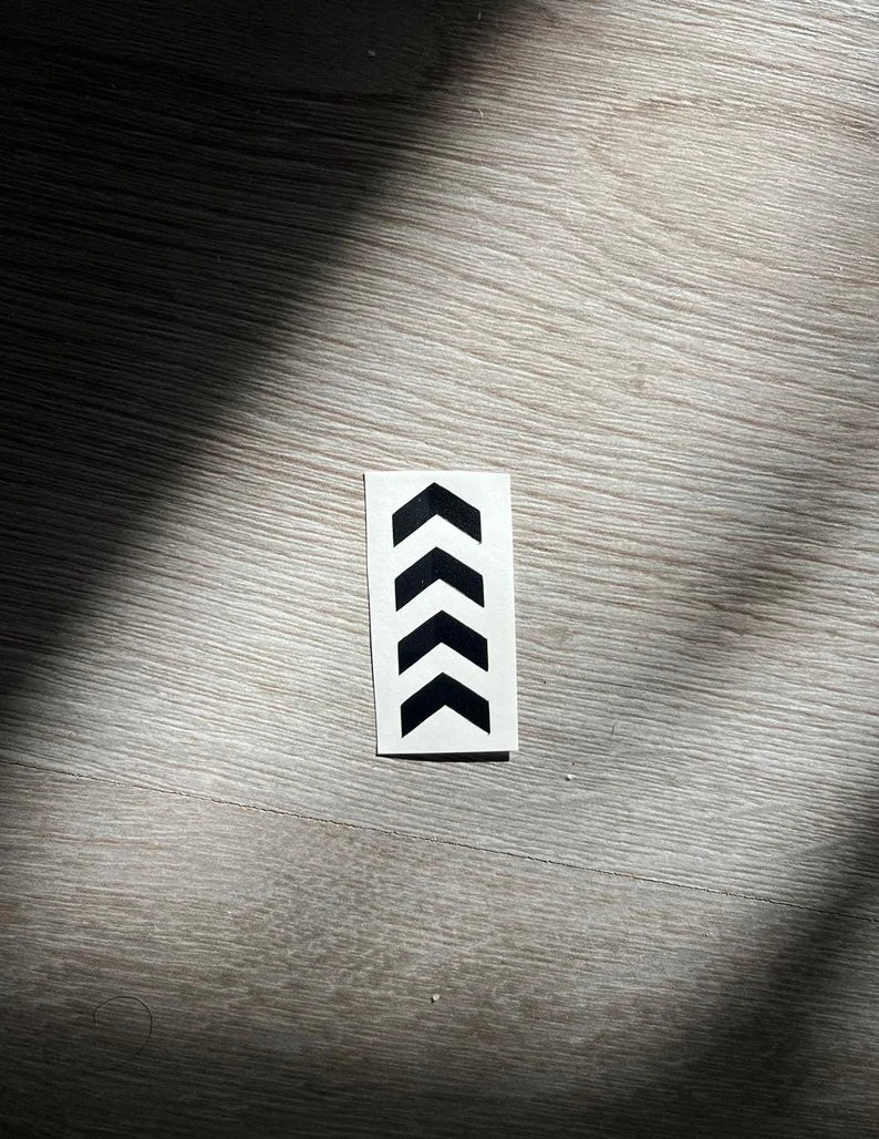 Arrow vinyl sticker Liam Payne | Die Cut Vinyl Decal