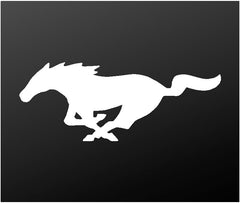 mustang-logo-vinyl-sticker-truck-smooth-surface